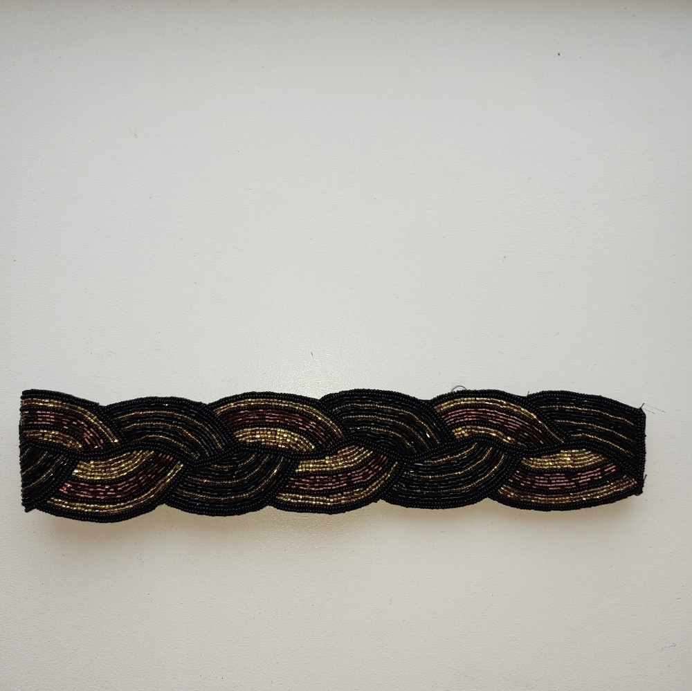 Glorious vintage stretch belt!